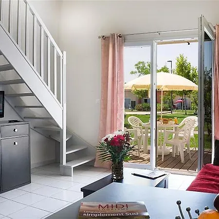 Le Domaine Du Golf H 3p 6p Rezort *